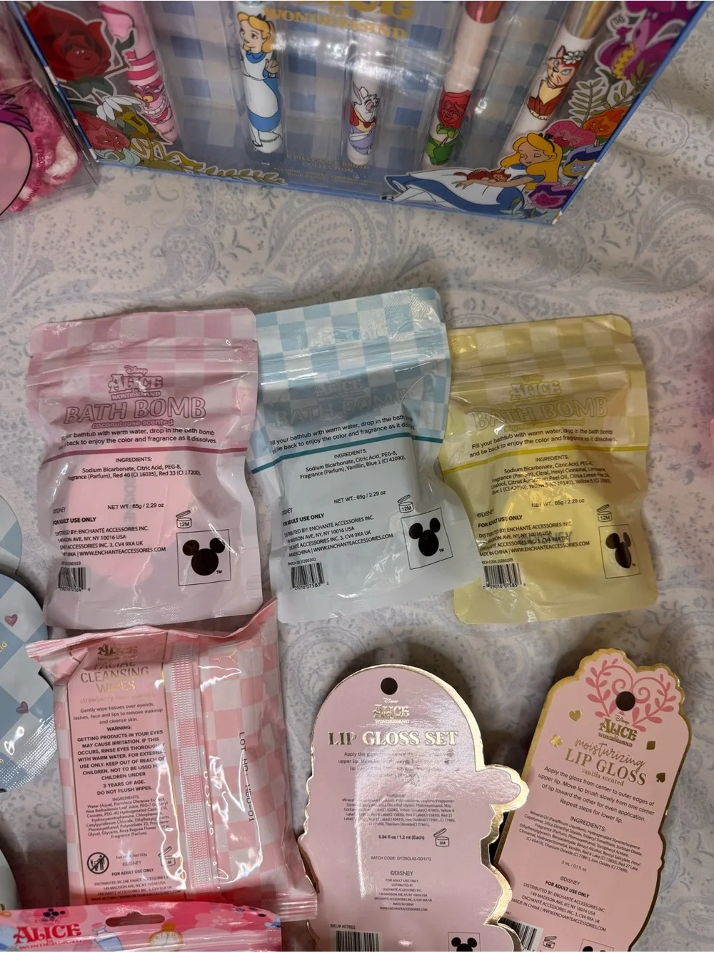 Disney Alice In Wonderland Ultimate Fan Self Care Pampering Bath & Beauty Set